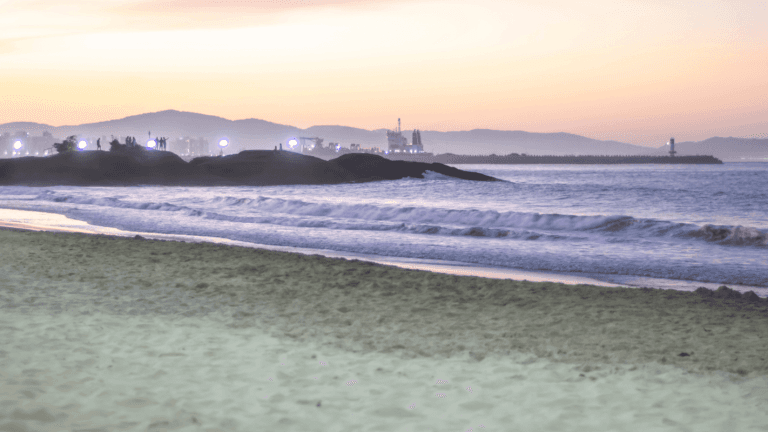 as-melhores-praias-de-itajai-sc-roteiro-para-quem-ama-o-litoral