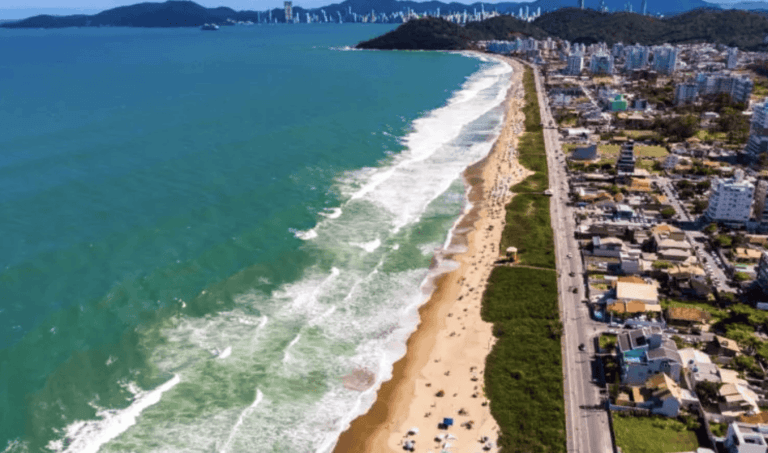 praia-brava-em-itajai-o-bairro-perfeito-para-quem-ama-o-mar