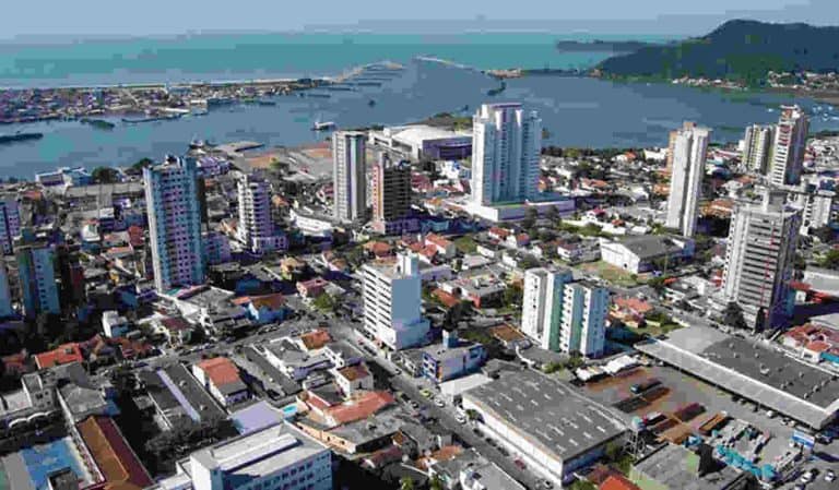 vantagens-de-viver-no-bairro-sao-joao-em-itajai